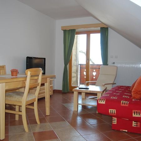 Apartments Organic Tourist Farm Jeglijenk Šentjanž pri Dravogradu Стая снимка
