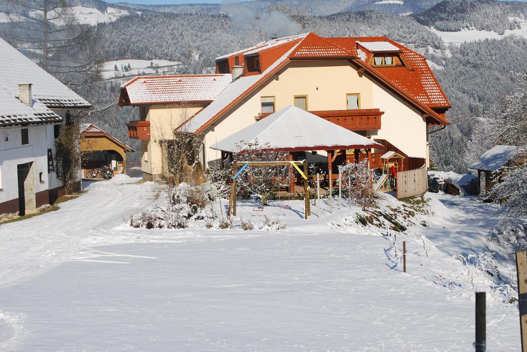 Apartments Organic Tourist Farm Jeglijenk Šentjanž pri Dravogradu Стая снимка